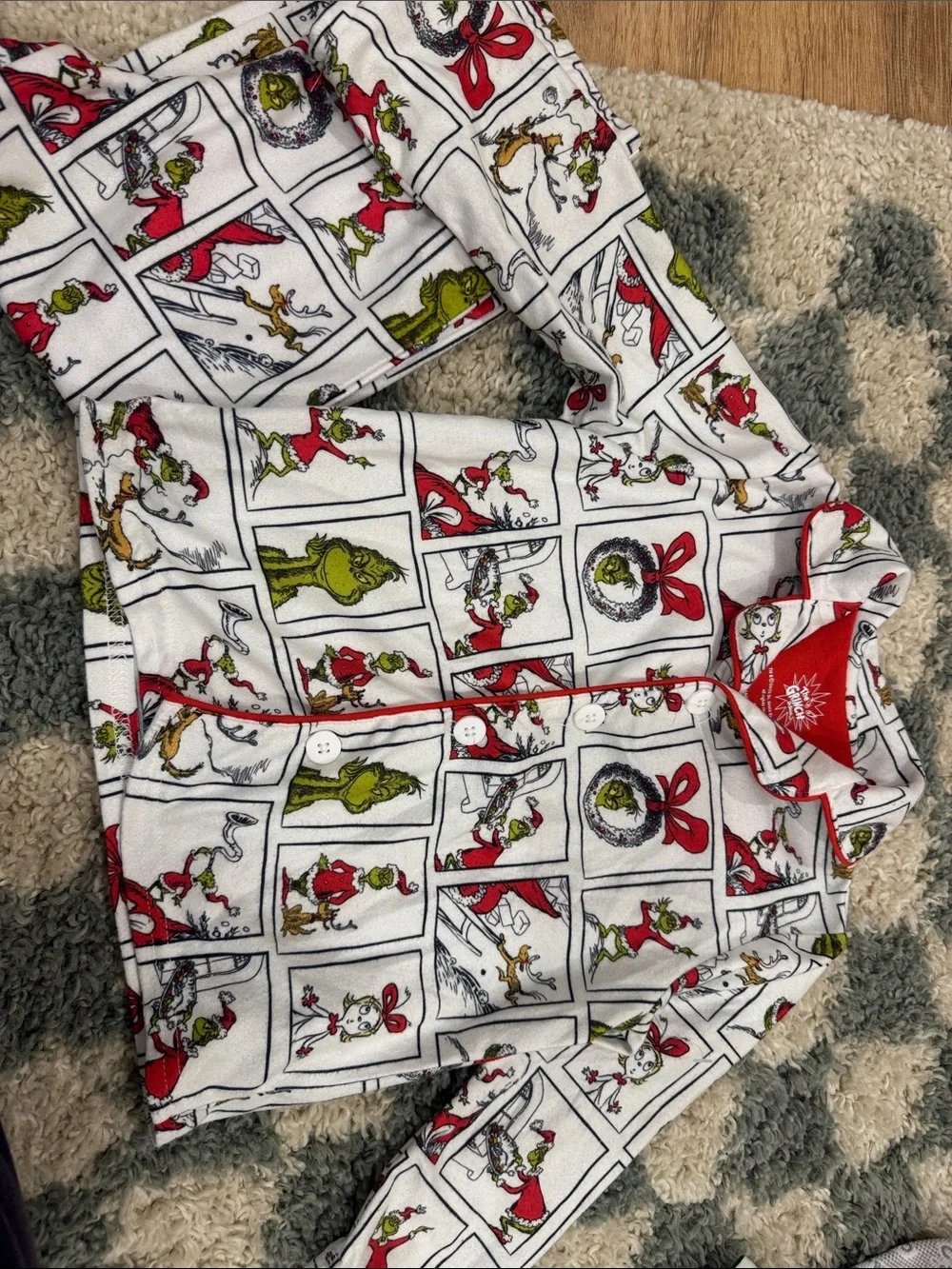 Dr. Seuss White Grinch Panel Print Pajama Top with Red Trim